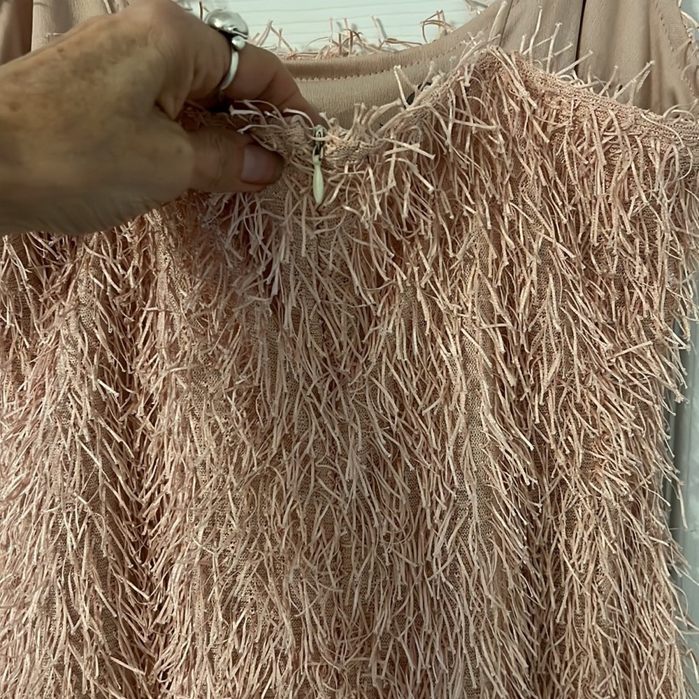Misguided brand fun three dimensional pink sleeveless dress. - Picture 4 of 6